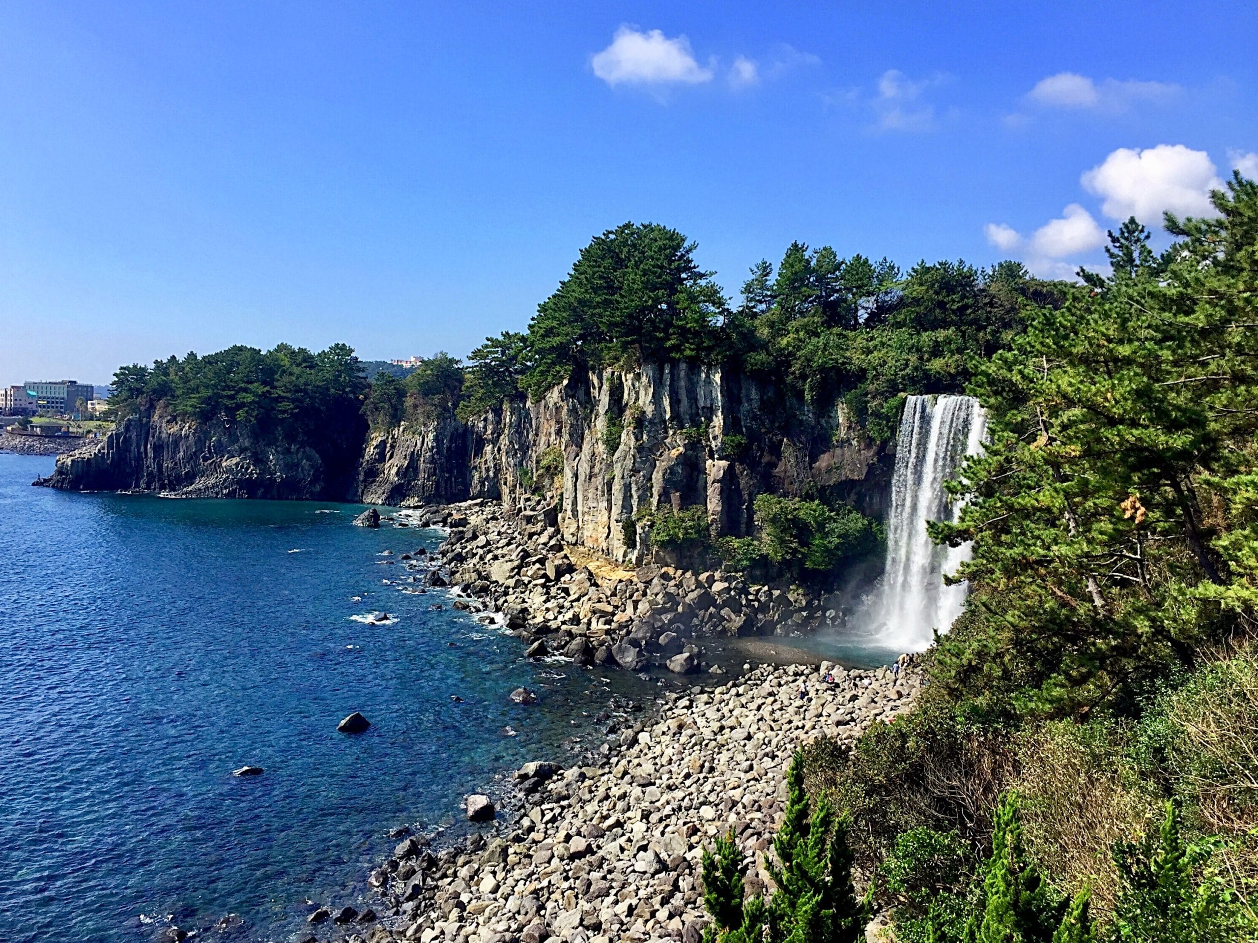 jeongbang falls