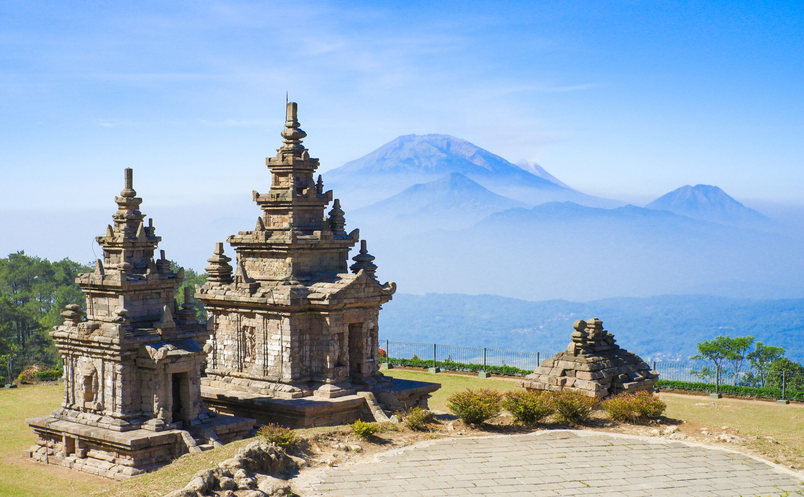 Candi Gedong Songo: Jejak Peradaban Hindu di Lereng Ungaran Candi Gedong Songo: Jejak Peradaban Hindu di Lereng Ungaran