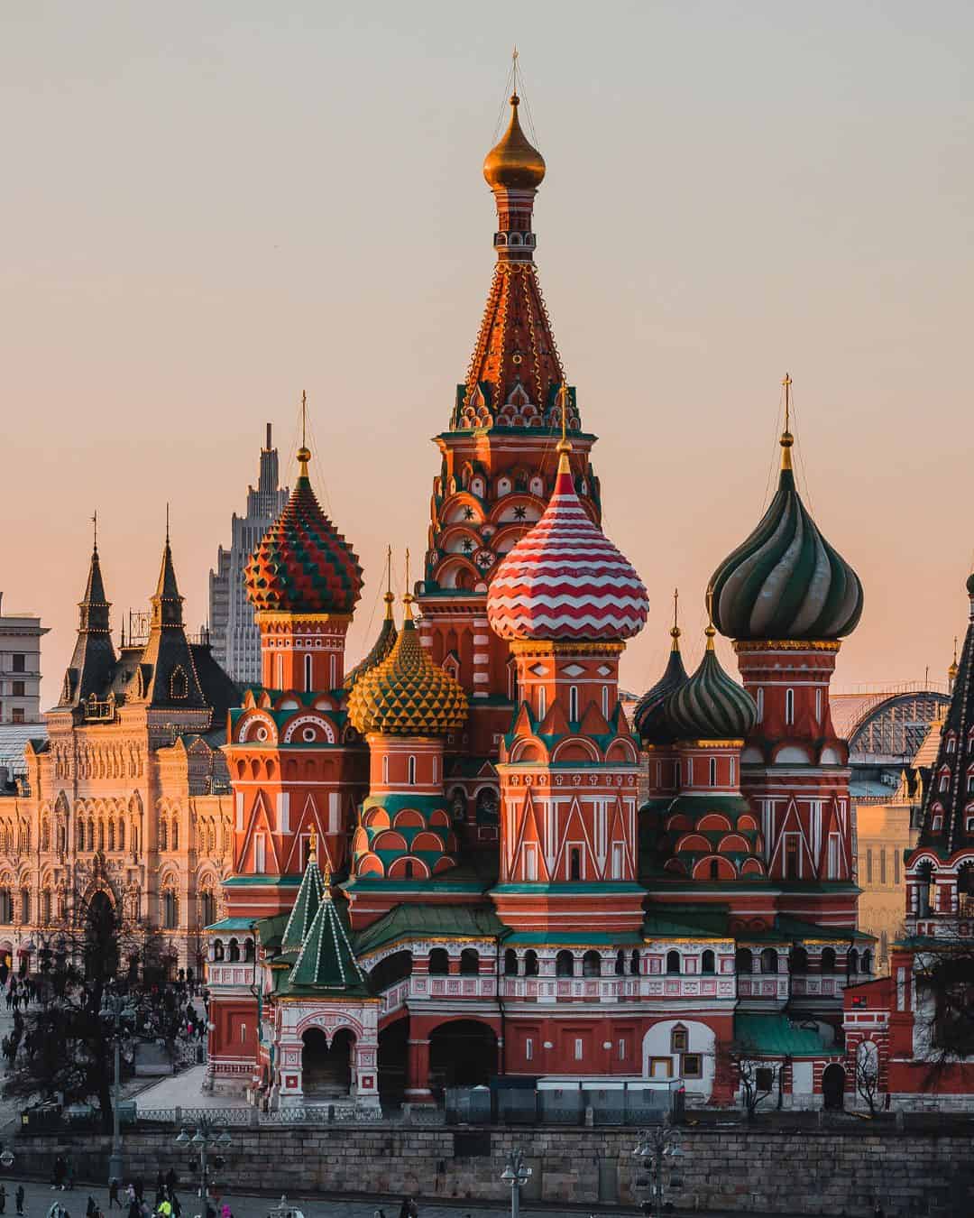 Red Square: Destinasi Bersejarah di Jantung Moskow