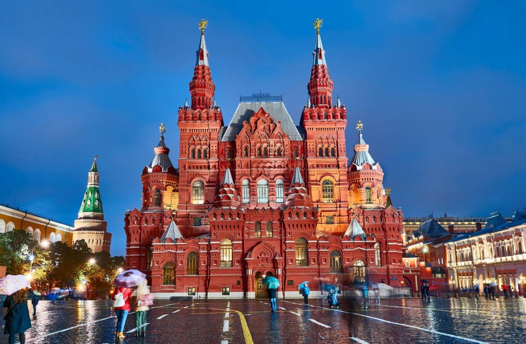 Red Square: Destinasi Bersejarah di Jantung Moskow | INCA Travel