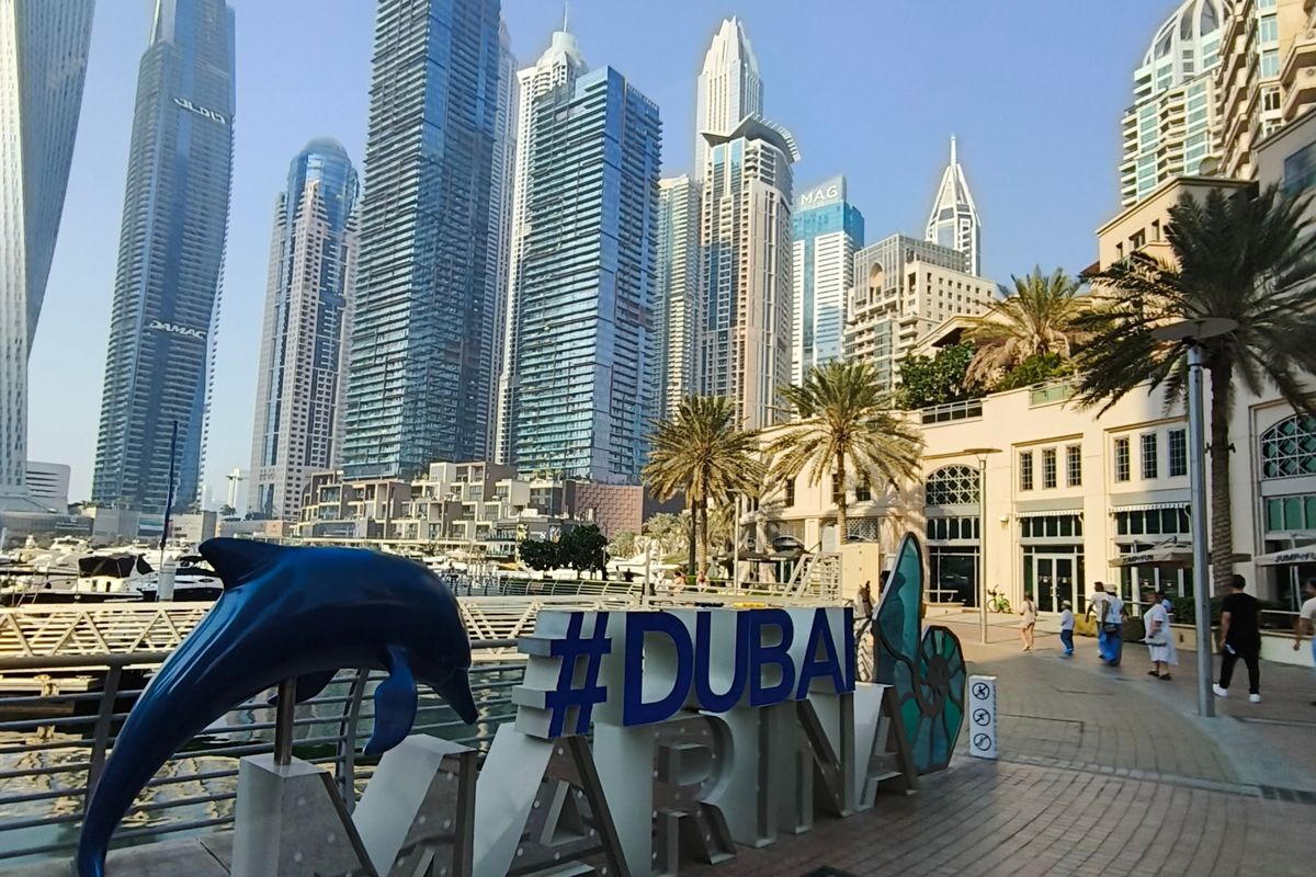 Explore Dubai: Kota Futuristik dengan Nuansa Tradisional Arab Explore Dubai: Kota Futuristik dengan Nuansa Tradisional Arab