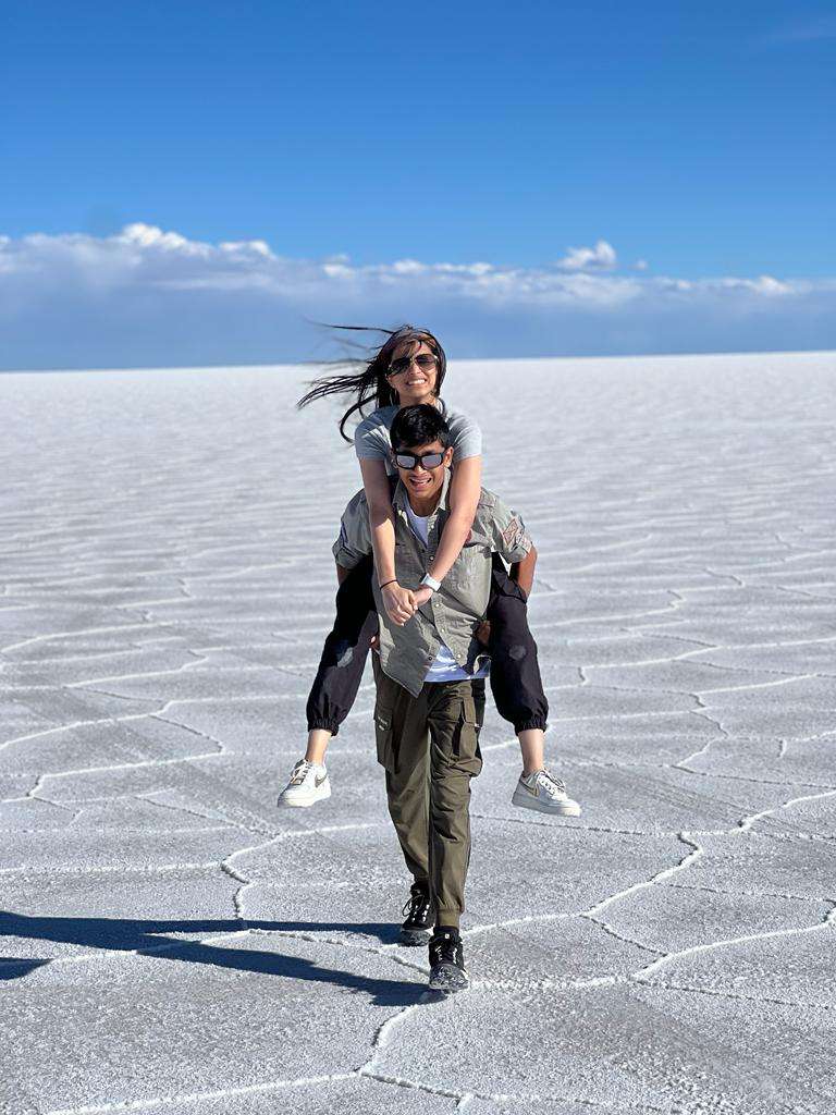 Salar De Uyuni: Keajaiban Cermin Raksasa Dunia Tak Terlupakan