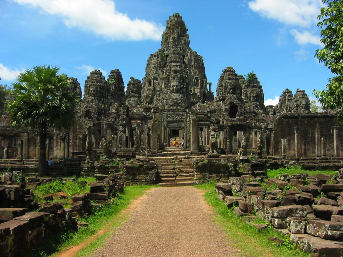 Angkor Wat: Pesona Arsitektur Kuno yang Memikat