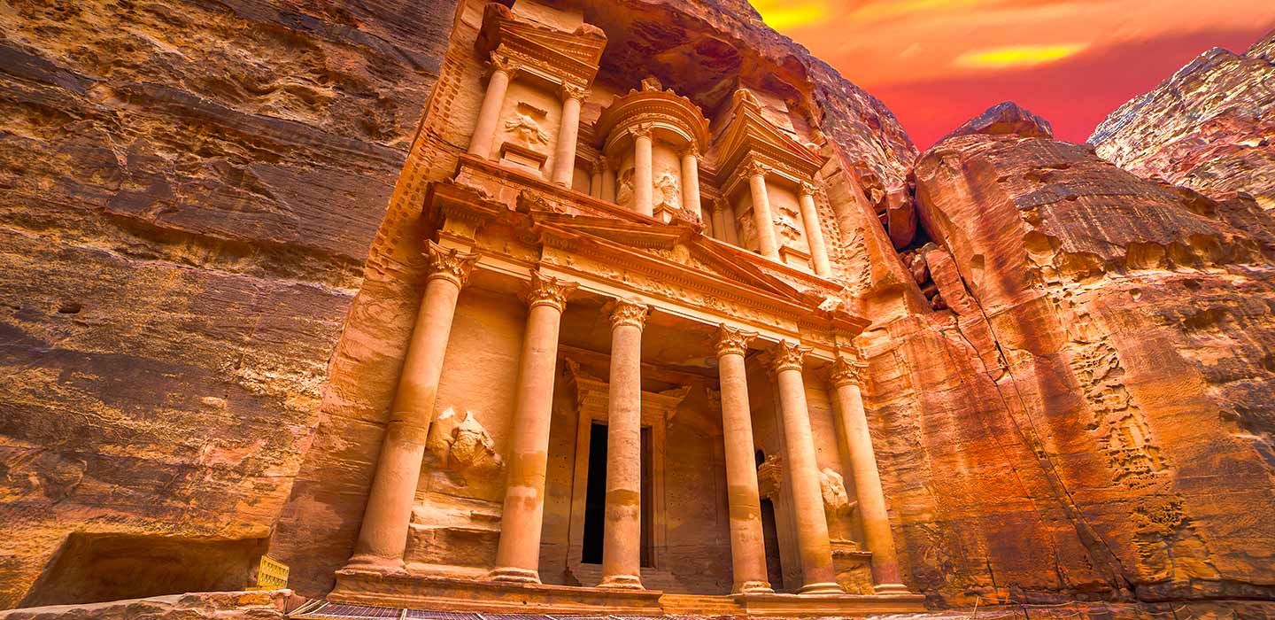Petra: Misteri dan Keajaiban Kota Batu di Tengah Gurun