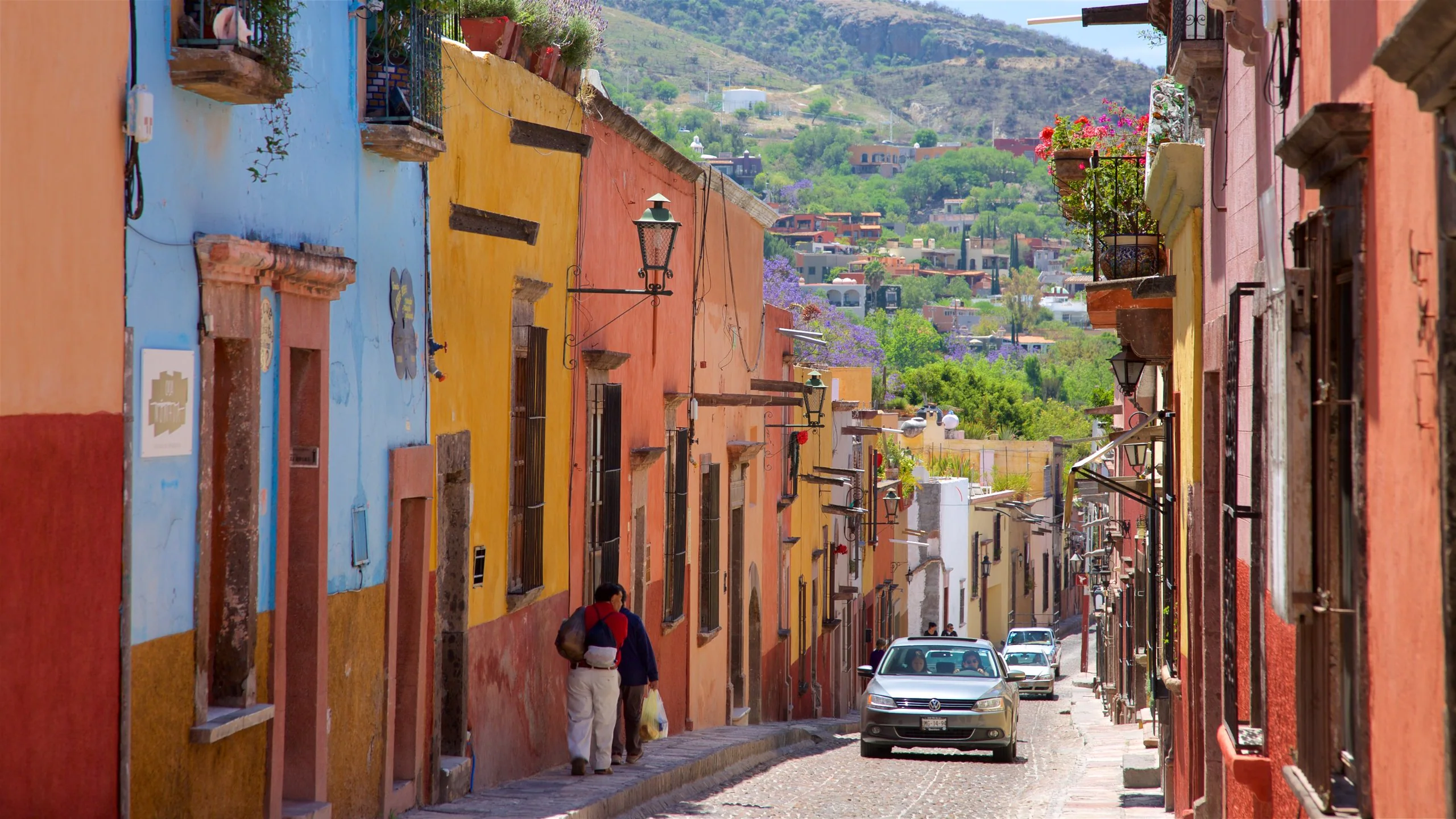 Guanajuato: Kota Warna-Warni yang Bikin Jatuh Cinta