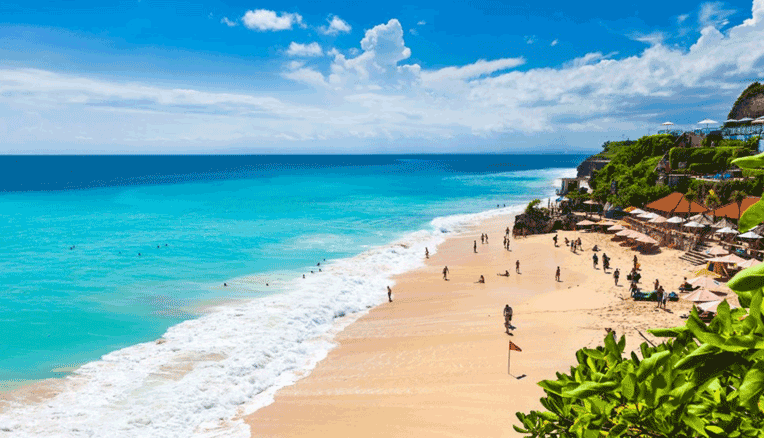 Keindahan Pantai Dreamland: Surga Tersembunyi di Bali yang Wajib Dikunjungi