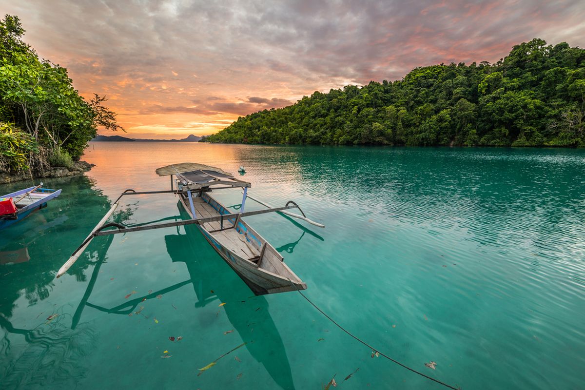 Pulau Togean, Surga di Sulawesi Dengan Air Sebening Kaca!