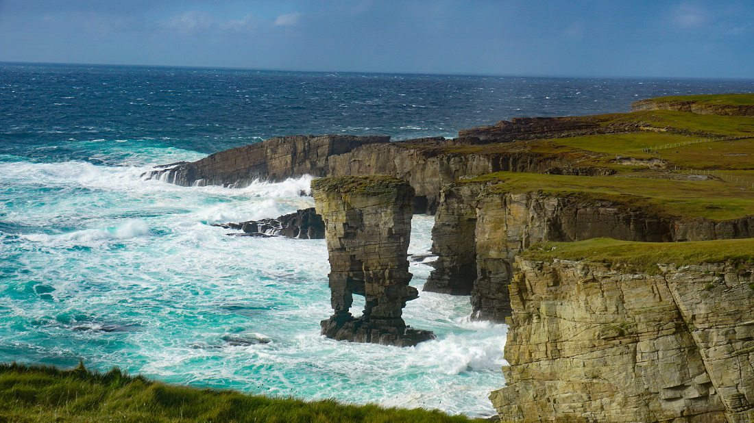 Orkney Islands: Keindahan Alam & Warisan di Ujung Skotlandia!