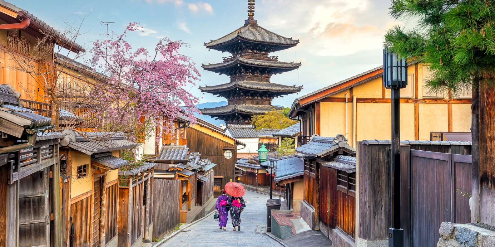 Kyoto Japan Heritage: Menyusuri Warisan Dunia Negeri Sakura Kyoto Japan Heritage: Menyusuri Warisan Dunia Negeri Sakura