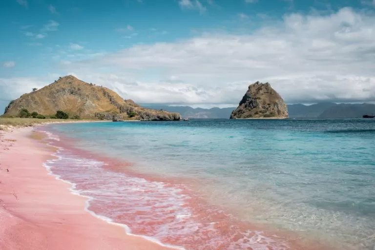 Pantai Pink Lombok