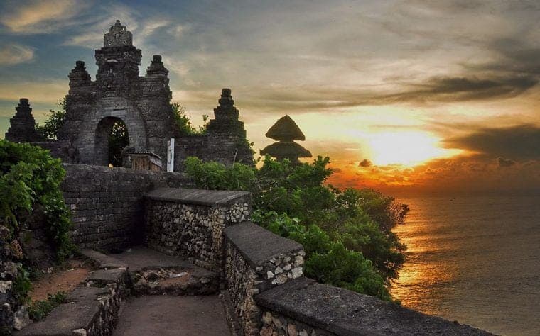 Pura Luhur, Daya Tarik Spiritual dan Budaya Bali