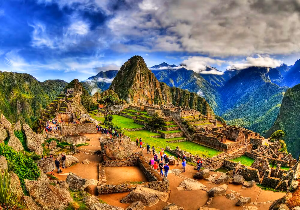 Huayna Picchu: Gunung Mistis Inca yang Wajib Dijelajahi
