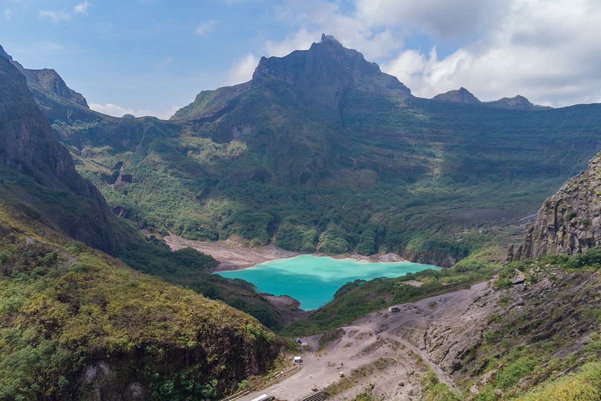 Gunung Kelud: Pesona dan Sejarah Gunung Api yang Memikat di Jawa Timur