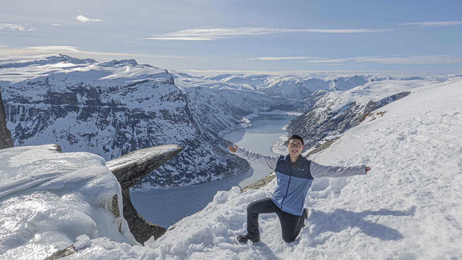 Trolltunga: Ikon Wisata Spektakuler di Norwegia