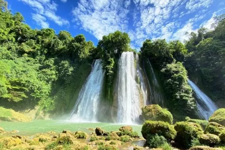 Curug Cikaso: Keindahan Alam yang Memikat di Sukabumi