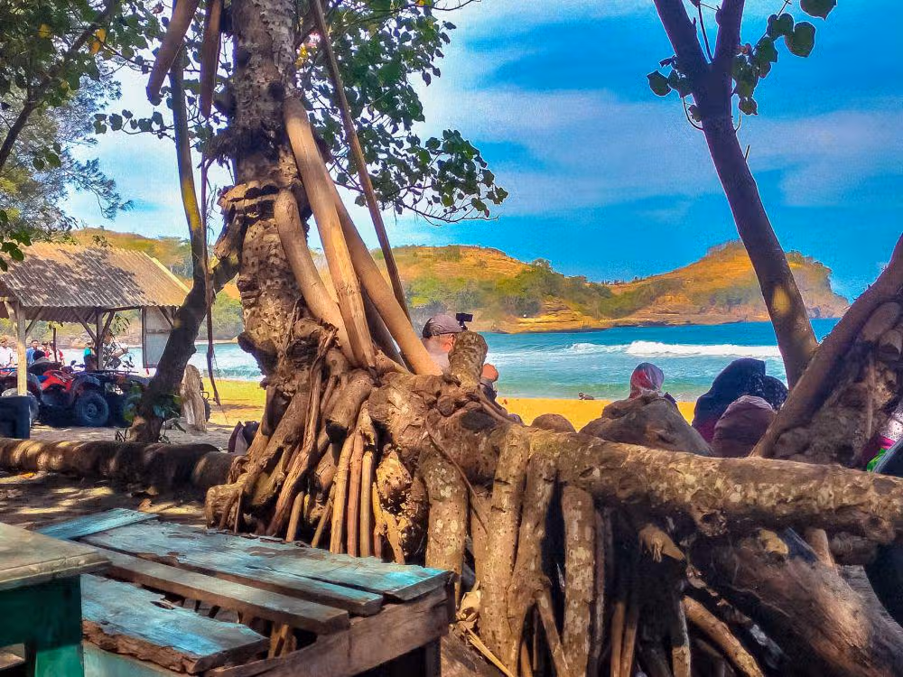 Pantai Serang: Keindahan Alam di Ujung Selatan Jawa