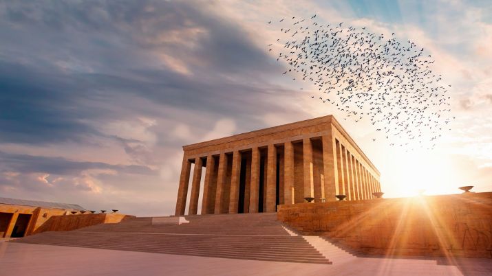 Ataturk Mausoleum dan Pesona Abadi Sejarah Turki Modern Ataturk Mausoleum dan Pesona Abadi Sejarah Turki Modern