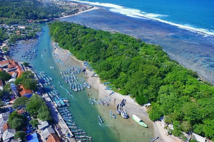 Pantai Santolo: Pesona Alam, Ombak Menawan, dan Keindahan di Selatan Jawa Barat