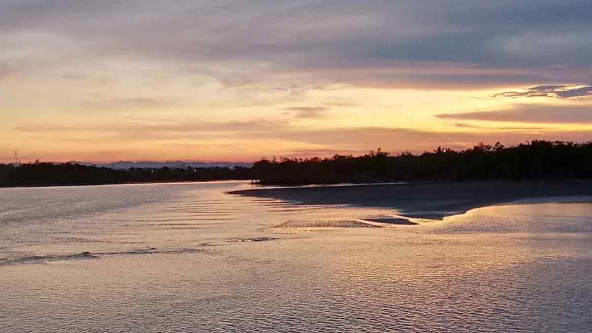 Pantai Bojong: Pesona Alam dan Aktivitas Seru di Ujung Pantai Pantai Bojong: Pesona Alam dan Aktivitas Seru di Ujung Pantai