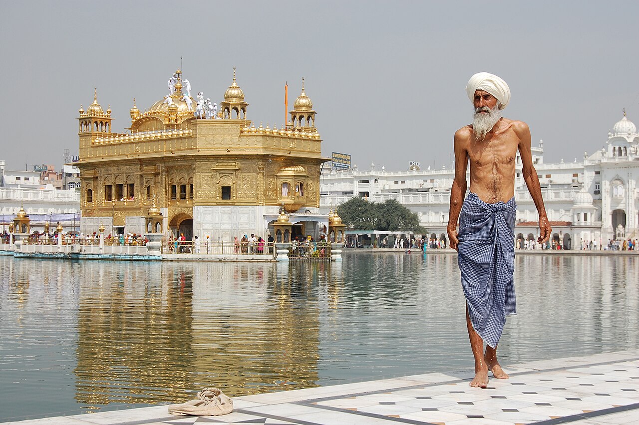 Golden Temple: Keindahan Spiritualitas dan Arsitektur Golden Temple: Keindahan Spiritualitas dan Arsitektur