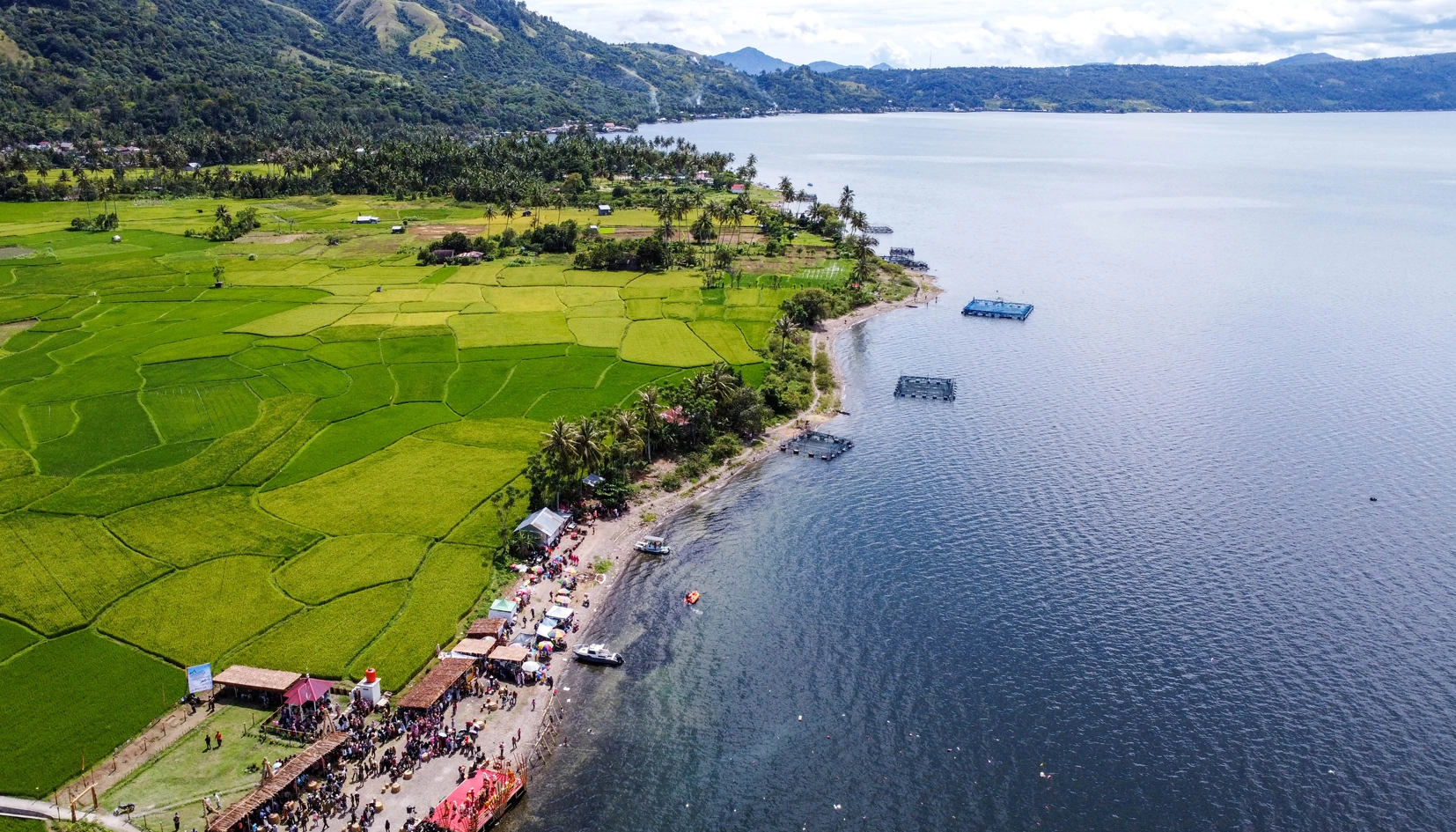 Menjelajahi Keindahan Danau Singkarak: Pesona Alam Sumatera Barat yang Memikat