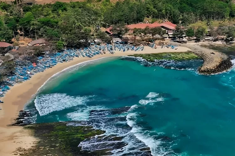 Pantai Rancabuaya: Cerita Perjalanan, Keindahan Liar, dan Daya Tarik Pantai yang Selalu Bikin Ingin Kembali Pantai Rancabuaya: Cerita Perjalanan, Keindahan Liar, dan Daya Tarik Pantai yang Selalu Bikin Ingin Kembali