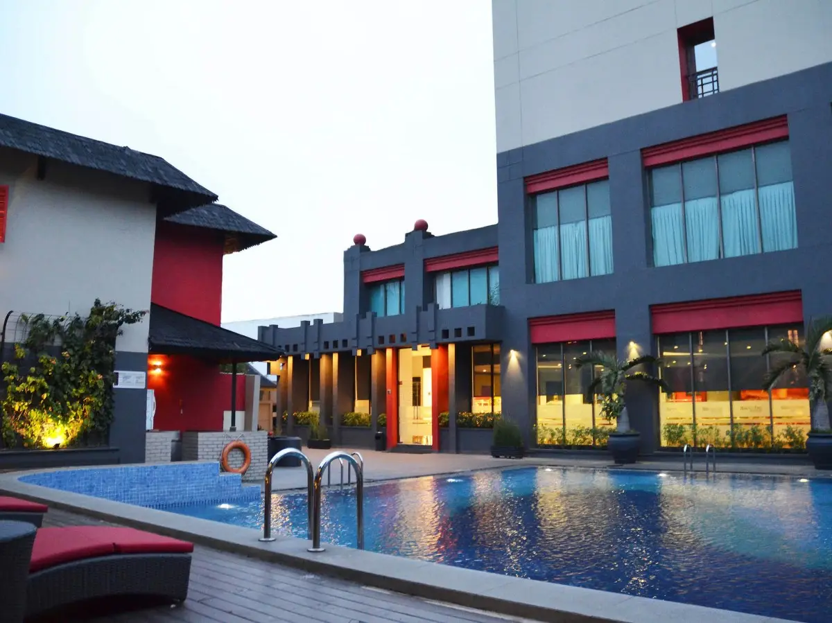 Penginapan Dekat Pusat Kota: Solusi Cerdas untuk Liburan Nyaman dan Mobilitas Tanpa Ribet