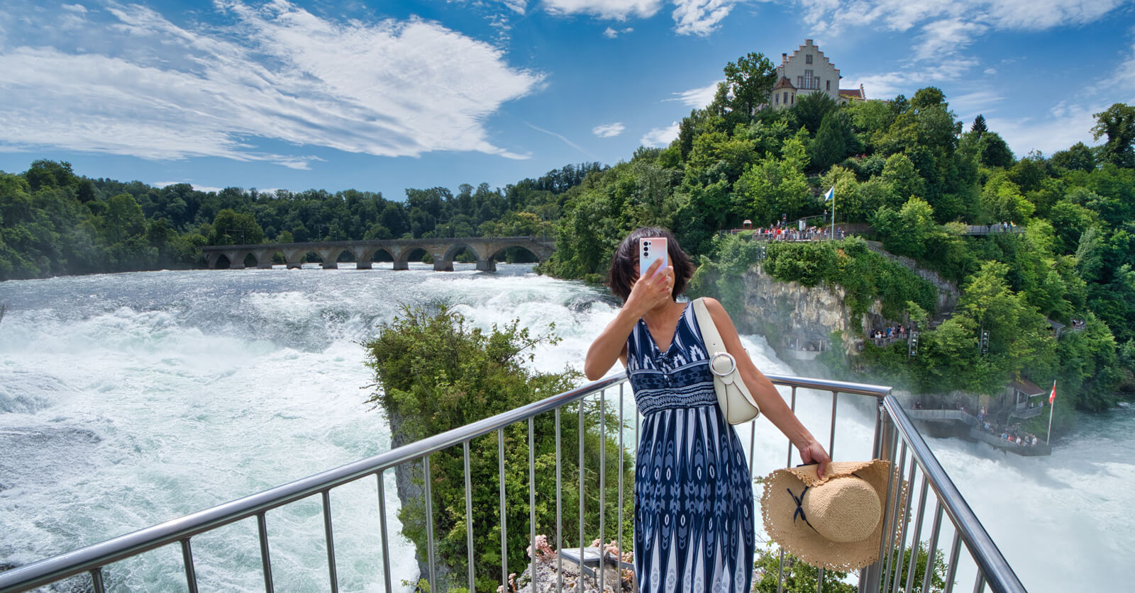 Rhine Falls: Air Terjun Spektakuler Eropa yang Wajib Dikunjungi