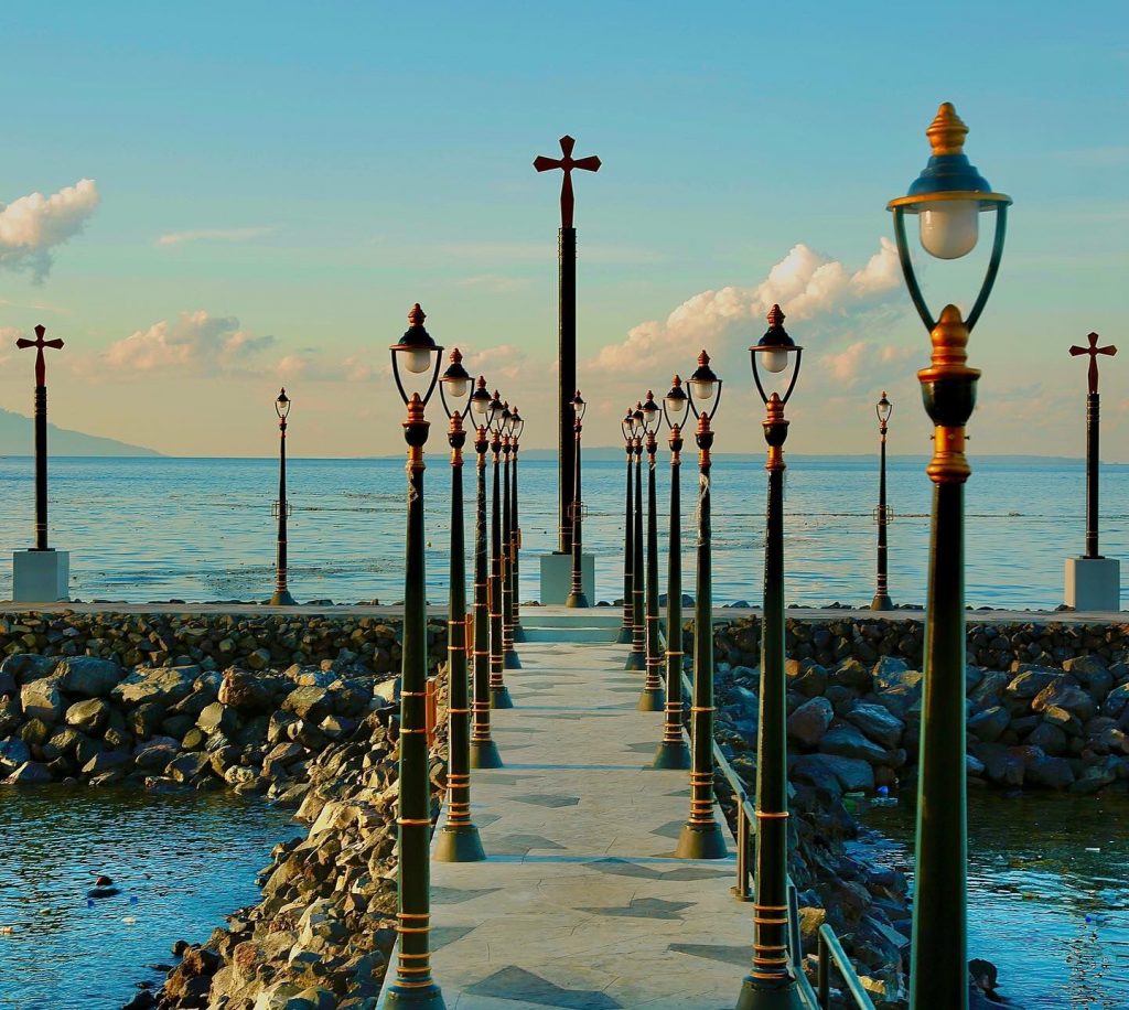 Taman Malalayang: Pesona Wisata Kota Manado yang Menawan