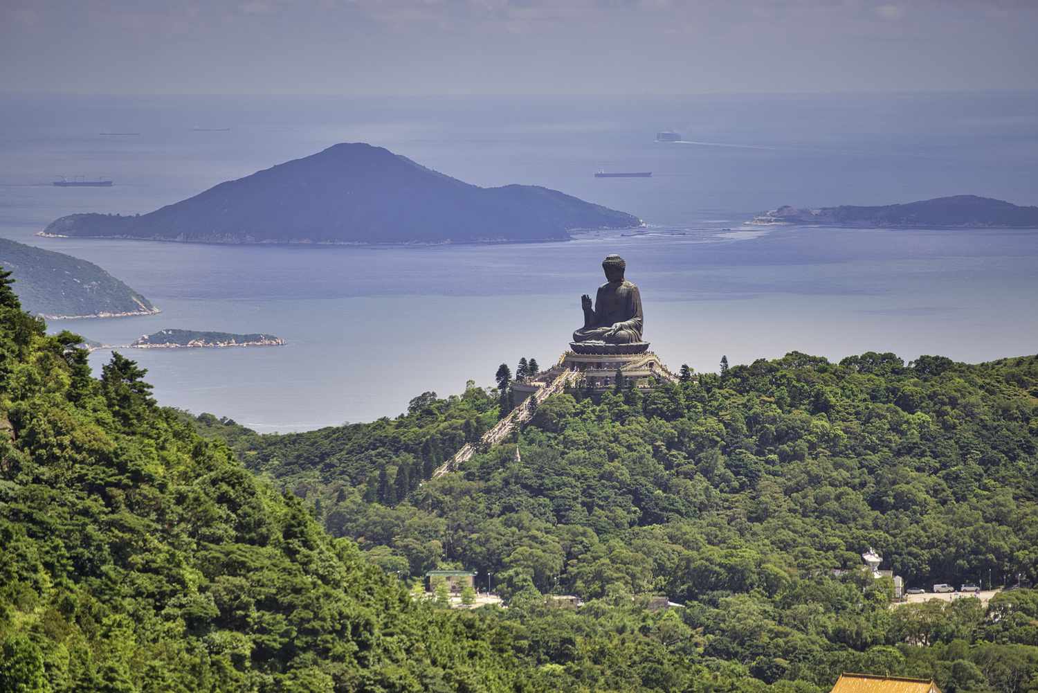 Pulau Lantau — Pesona Alam dan Budaya yang Memikat di Hongkong