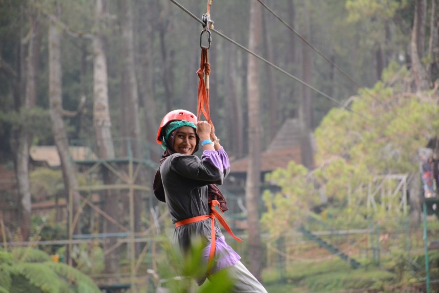 Outbound dan Kegiatan Traveling Penuh Petualangan Outbound dan Kegiatan Traveling Penuh Petualangan