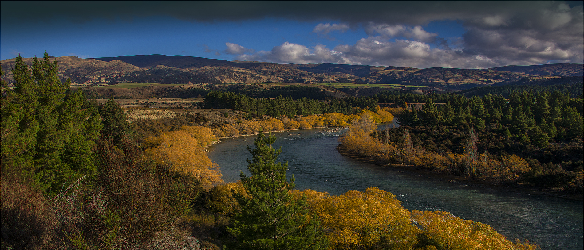 Clutha River: Pesona yang Mengalir Tenang di Selatan Selandia Baru Clutha River: Pesona yang Mengalir Tenang di Selatan Selandia Baru