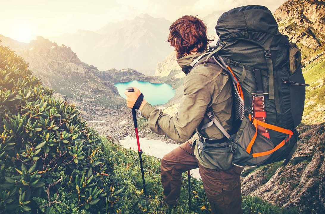 Traveling Petualangan: Menyelami Dunia Baru Melalui Perjalanan yang Mengubah Cara Kita Memandang Hidup Traveling Petualangan: Menyelami Dunia Baru Melalui Perjalanan yang Mengubah Cara Kita Memandang Hidup