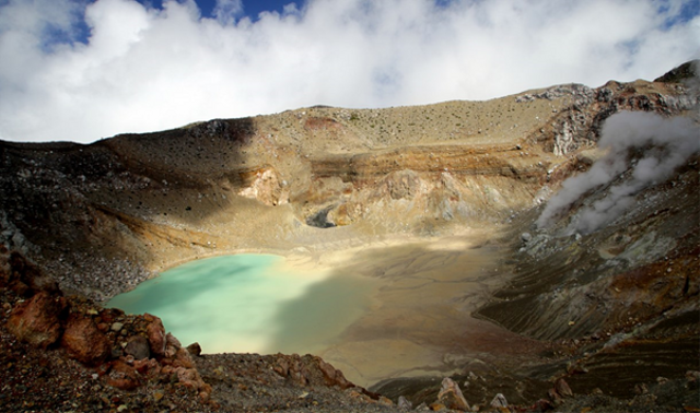 Gunung Egon: Ketika Keheningan Alam Flores Menyimpan Daya Tarik yang Tak Biasa