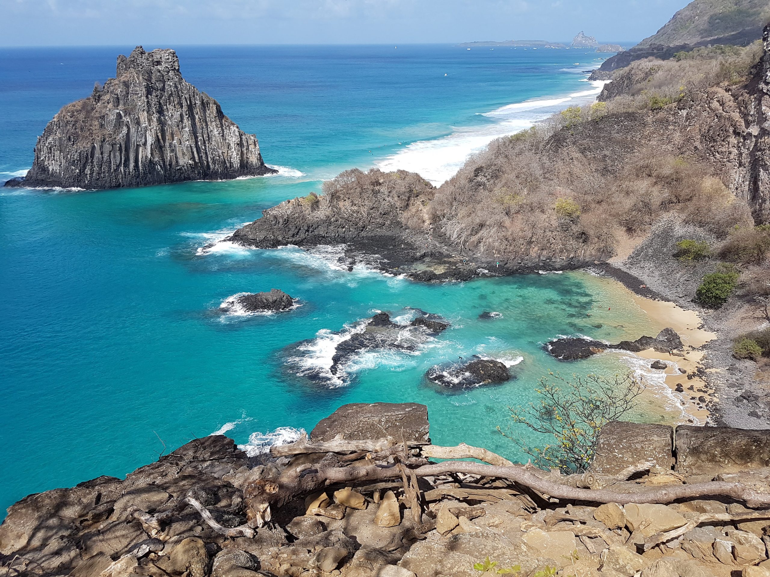Atalaia Beach: Pantai Panjang yang Mengubah Cara Menikmati Perjalanan