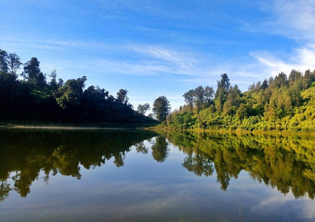 India Ranu Ruliya Ranu Darungan Surga Tersembunyi di Kaki Gunung Semeru | INCA Travel