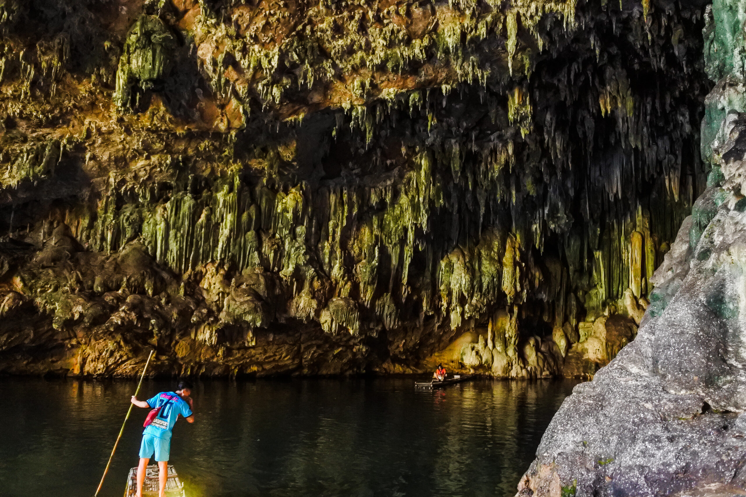 Tham Lod Cave: Gua Menakjubkan di Thailand Utara
