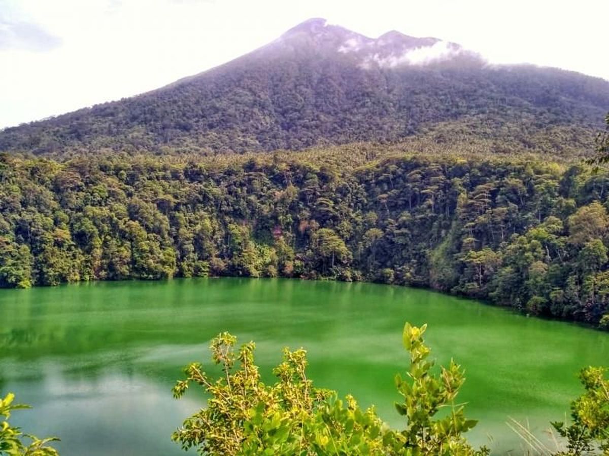 Danau Tolire