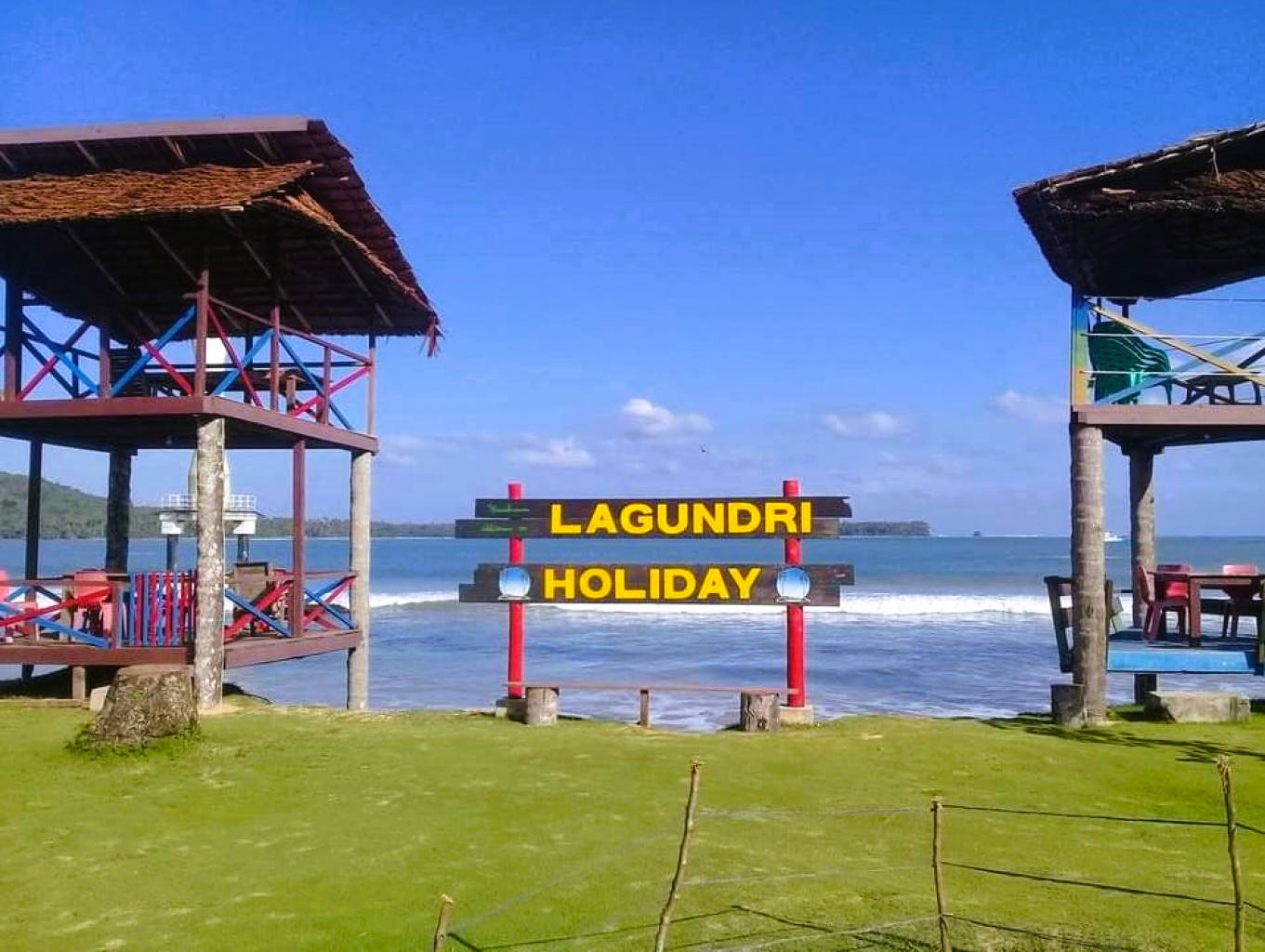 Pantai Lagundri: Surga Tersembunyi di Selatan Nias Pantai Lagundri: Surga Tersembunyi di Selatan Nias