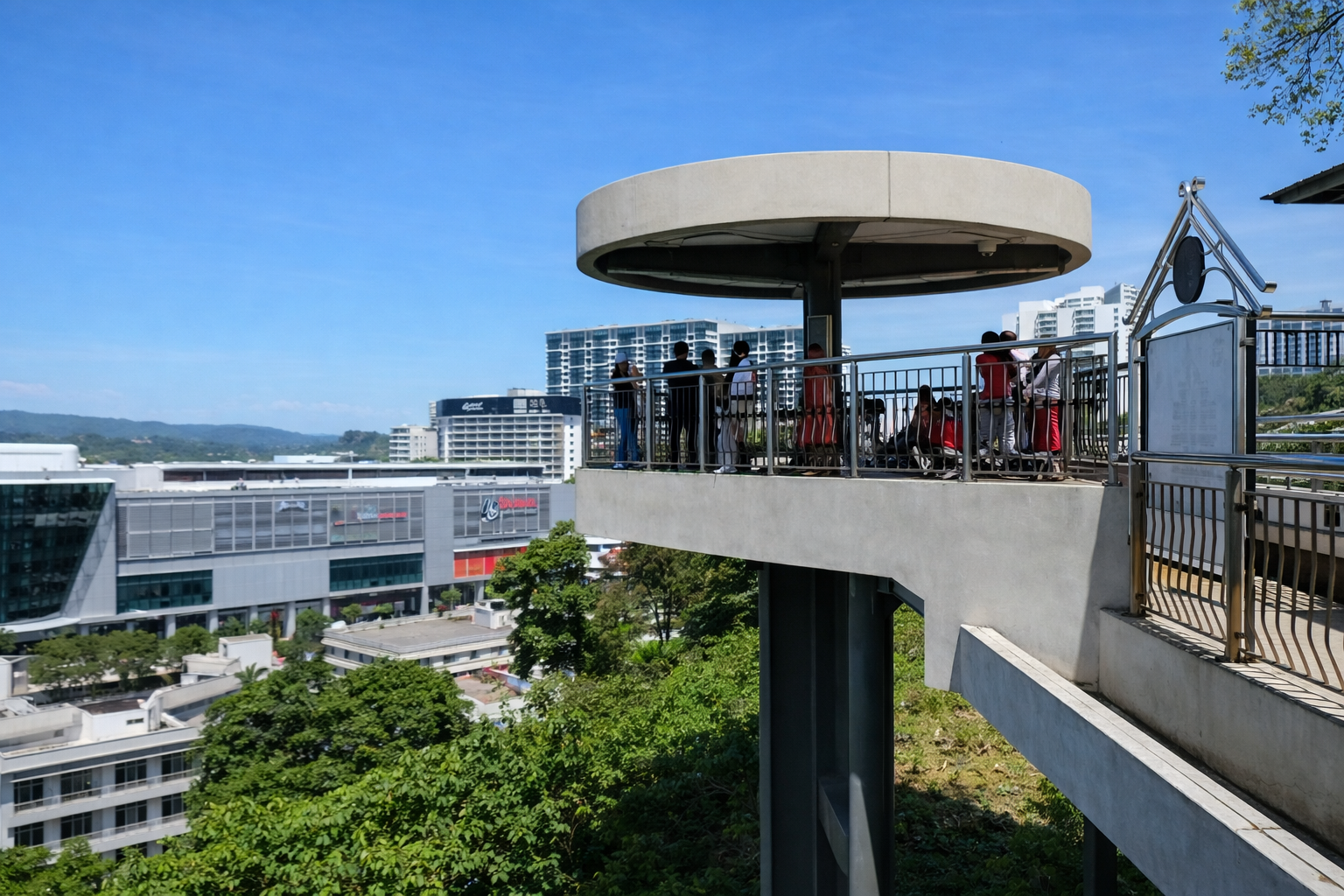 Signal Hill Observatory Tower: Panduan Wisata Sabah Signal Hill Observatory Tower: Panduan Wisata Sabah