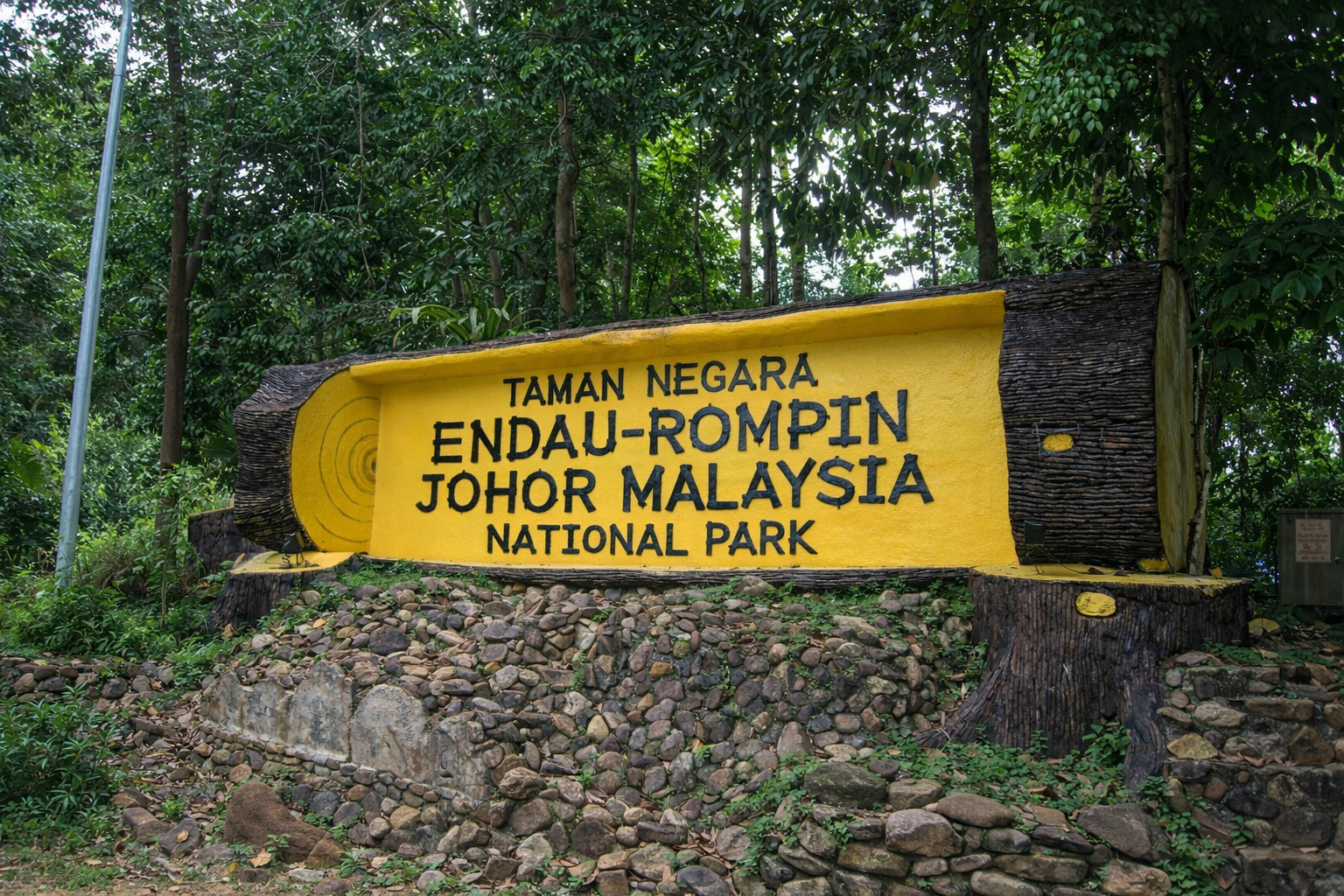 Taman Negara Endau-Rompin: Hutan Hujan Purba Malaysia
