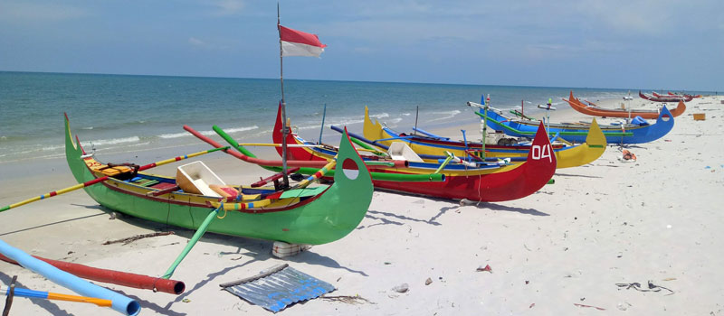 Pantai Serdang: Surga Tersembunyi dengan Pesona Alam Tropis