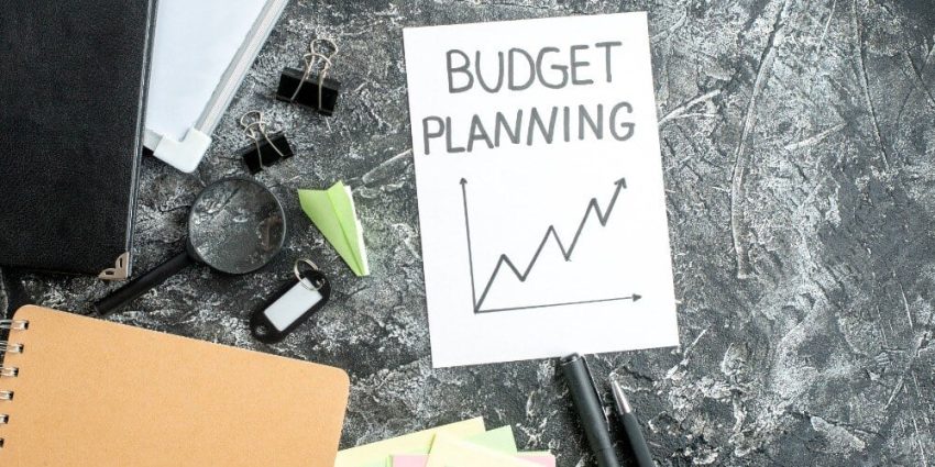 Mengatur Budget Harian Saat Traveling Biar Hemat Mengatur Budget Harian Saat Traveling Biar Hemat