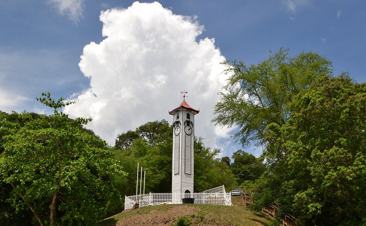 Menara Jam Atkinson: Ikon Bersejarah Kota Kota Kinabalu yang Wajib Dikunjungi Menara Jam Atkinson: Ikon Bersejarah Kota Kota Kinabalu yang Wajib Dikunjungi