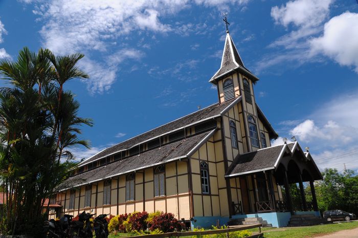 Gereja Bersejarah Tua