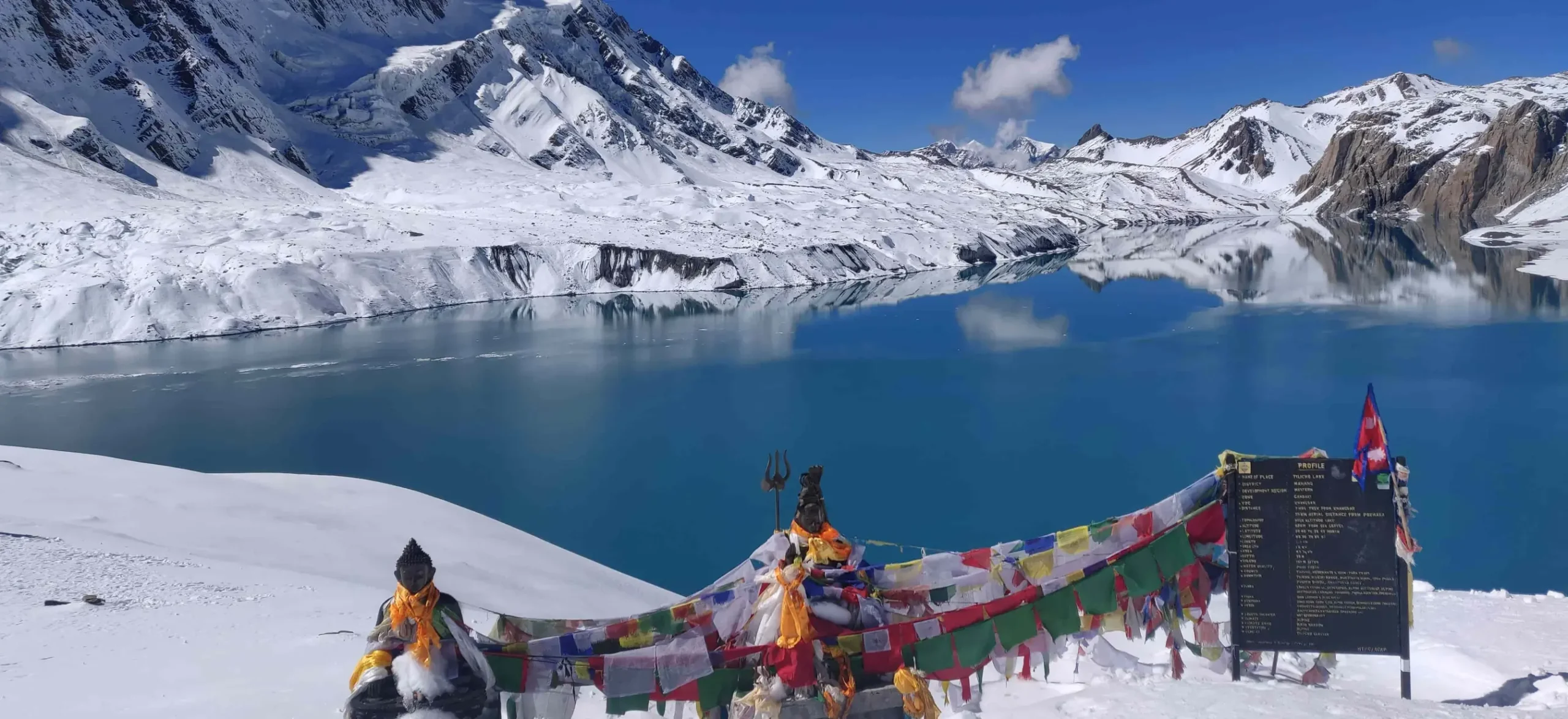 Tilicho Lake: Keindahan Danau Tertinggi yang Membius Jiwa Tilicho Lake: Keindahan Danau Tertinggi yang Membius Jiwa