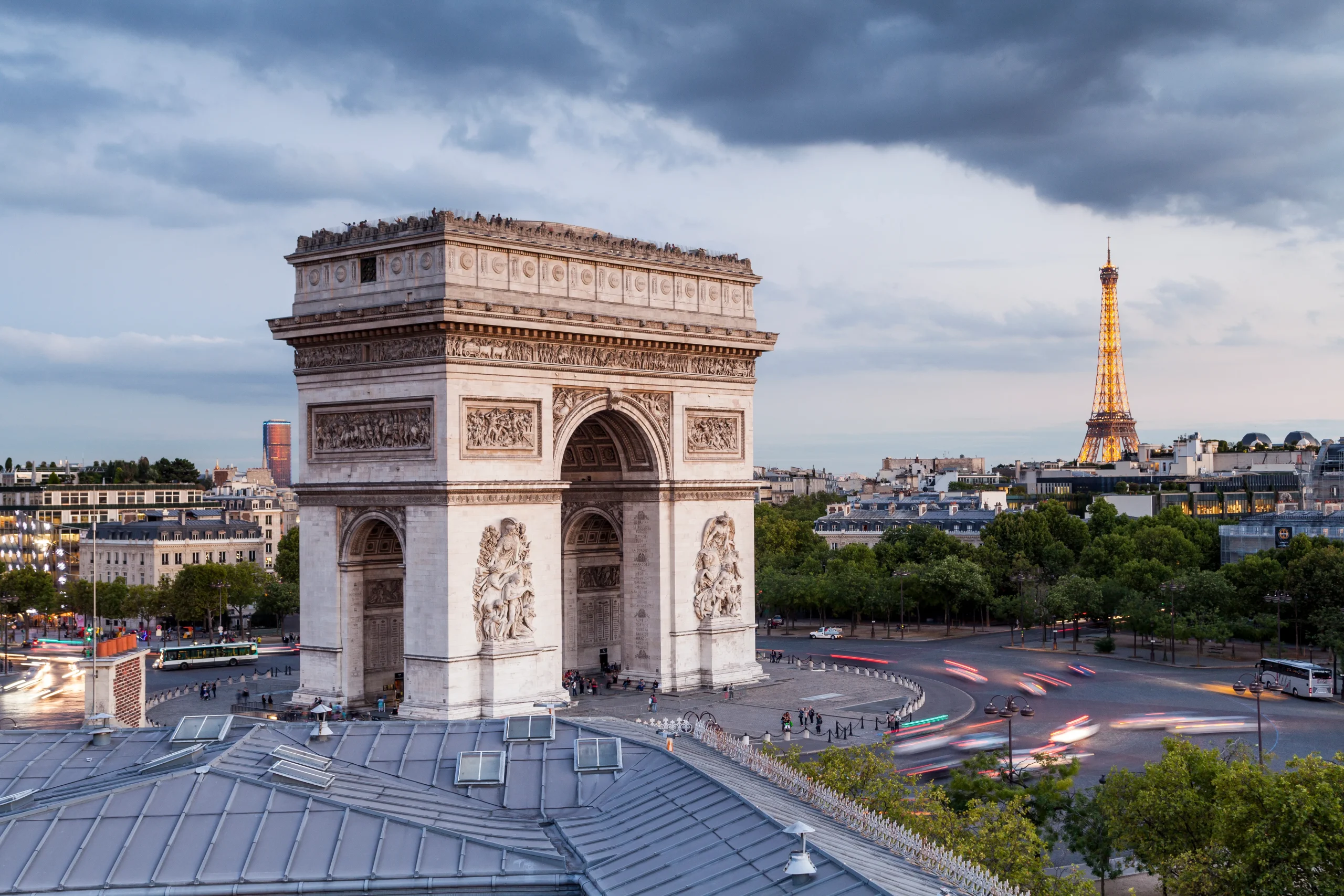 Arc De Triomphe Menyusuri Jejak Kemenangan Ikonik Paris