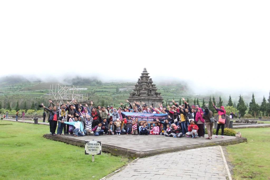 Paket Tour Domestik: Cara Praktis Menjelajahi Indonesia Paket Tour Domestik: Cara Praktis Menjelajahi Indonesia