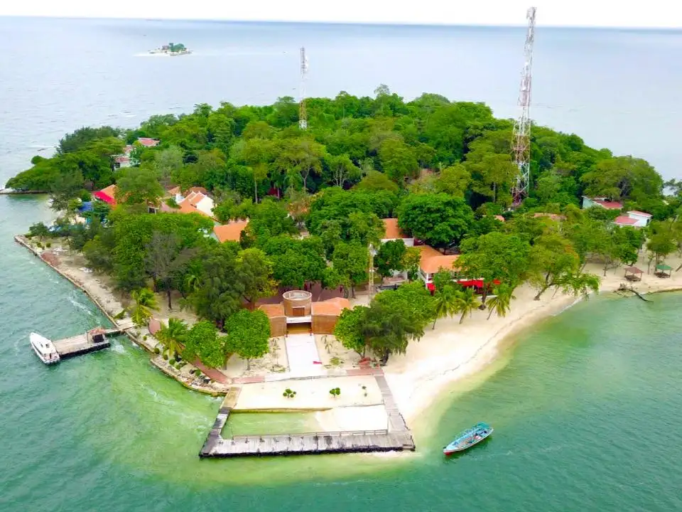 Pulau Bidadari: Destinasi Eksotis yang Wajib Dikunjungi dan Dekat Jakarta
