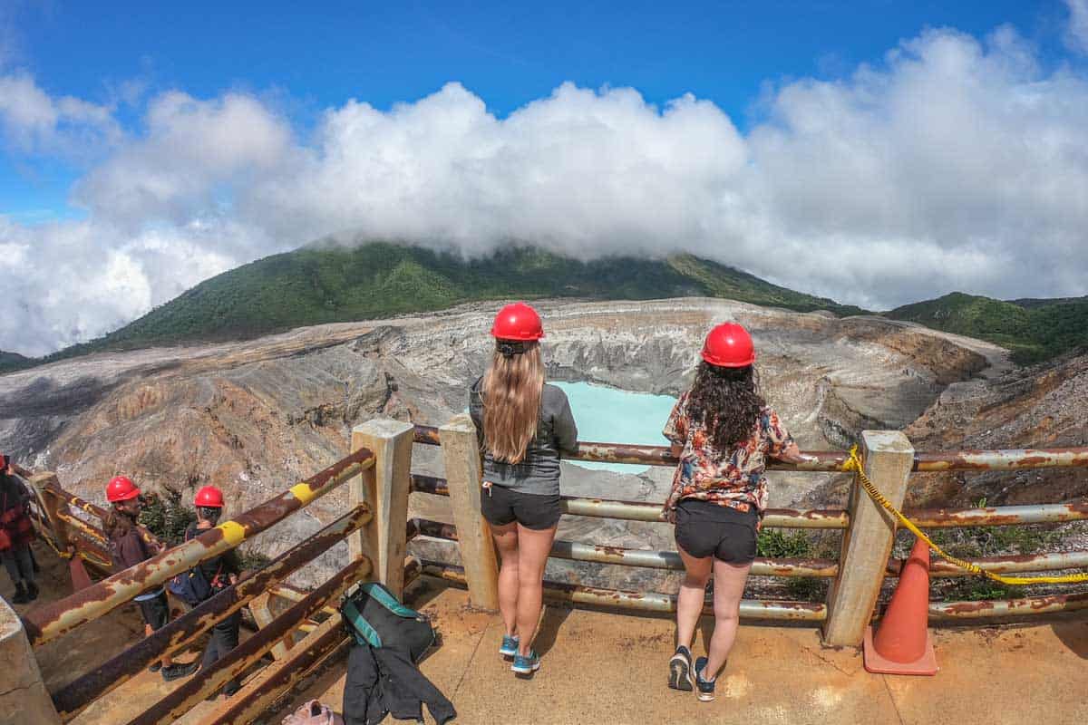 Poas Volcano Kosta Rika: Panduan Wisata Kawah Aktif Paling Mudah Dikunjungi